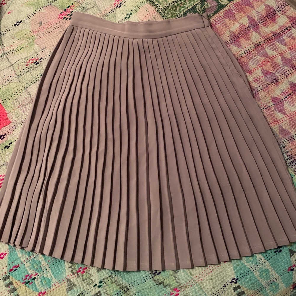 Pleated Skirt by American Apparel